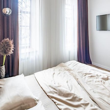 Romari Таманська 12 Apartment Lviv Ngoại thất bức ảnh