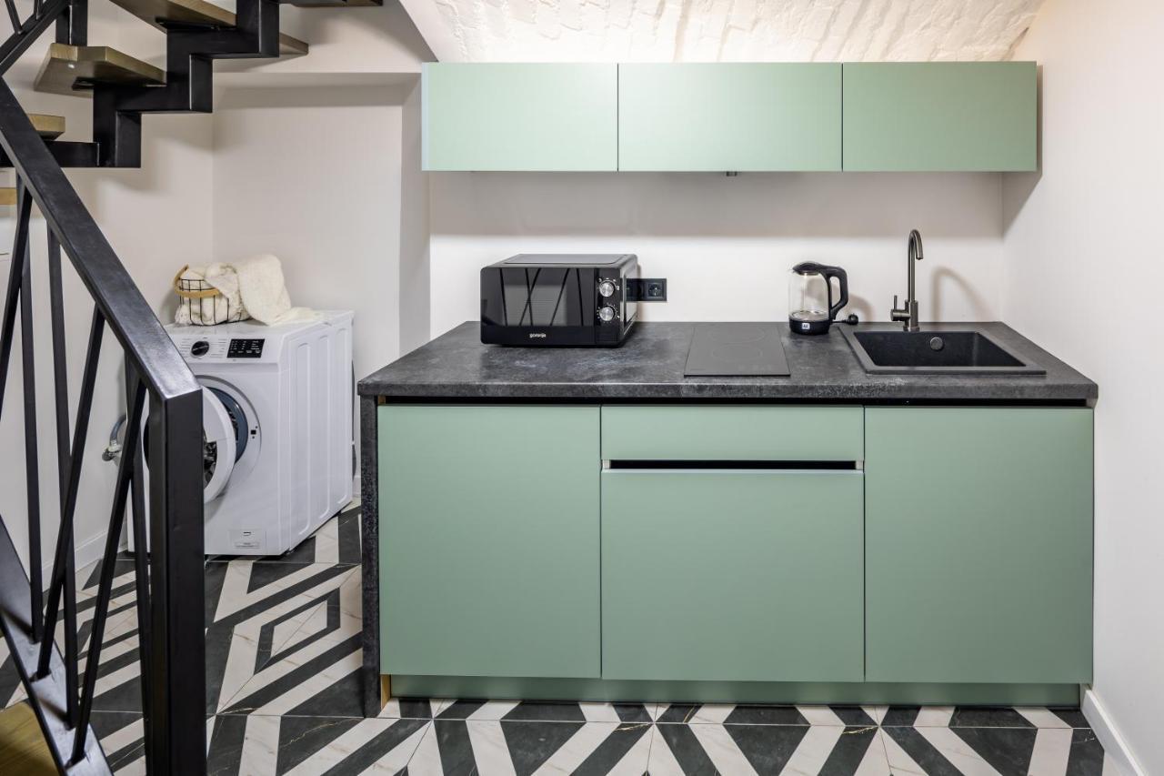 Romari Таманська 12 Apartment Lviv Ngoại thất bức ảnh