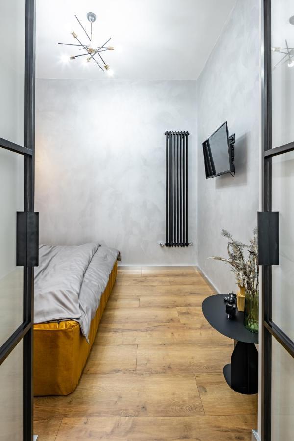 Romari Таманська 12 Apartment Lviv Ngoại thất bức ảnh