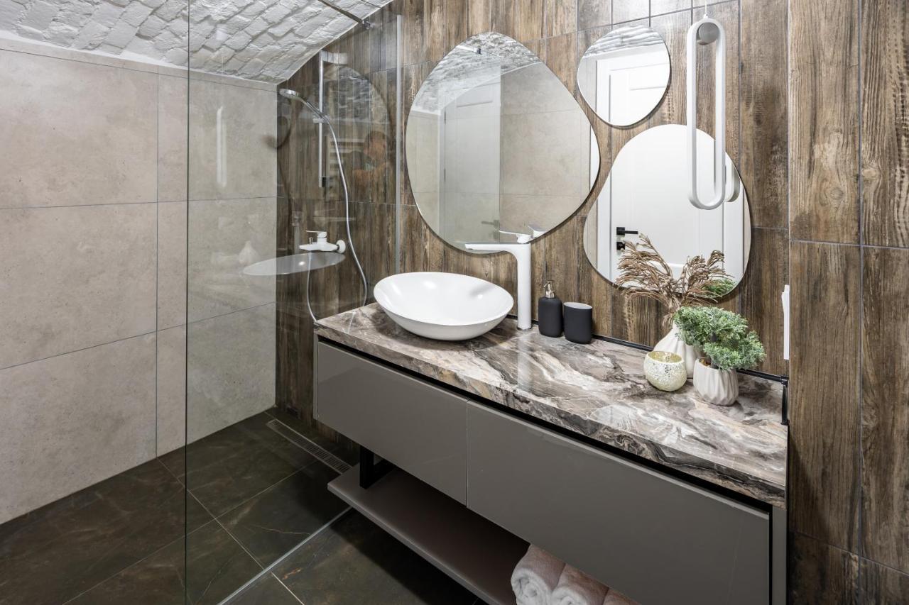 Romari Таманська 12 Apartment Lviv Ngoại thất bức ảnh